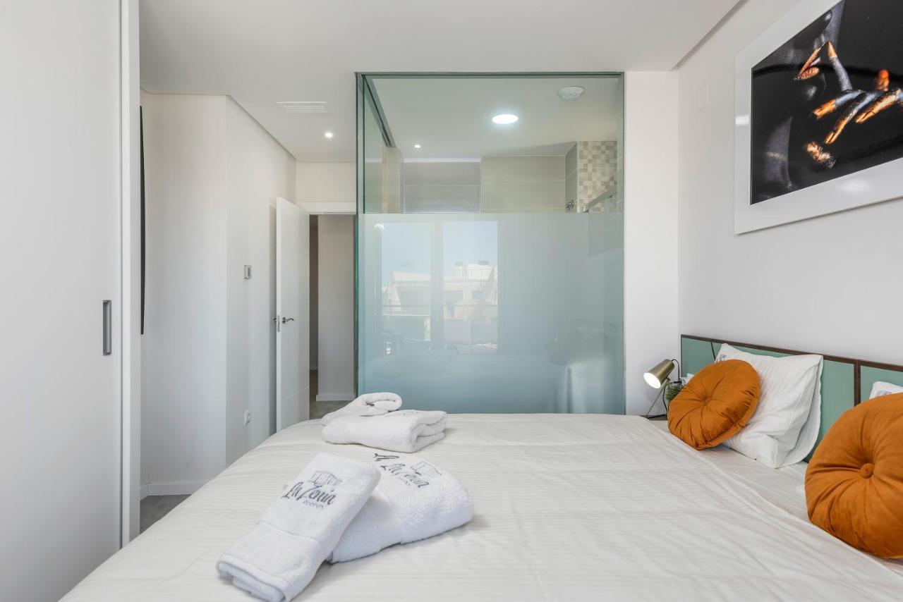 Апартаменты La Zenia Cocoon - Luxury Penthouse With Jacuzzi, 2 Pools, Indoor Heated Pool, Sauna, Gym, Playstation Dehesa de Campoamor  Экстерьер фото