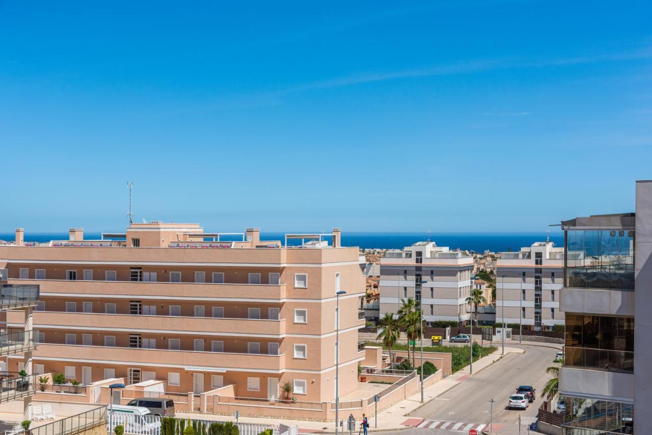 Апартаменты La Zenia Cocoon - Luxury Penthouse With Jacuzzi, 2 Pools, Indoor Heated Pool, Sauna, Gym, Playstation Dehesa de Campoamor  Экстерьер фото